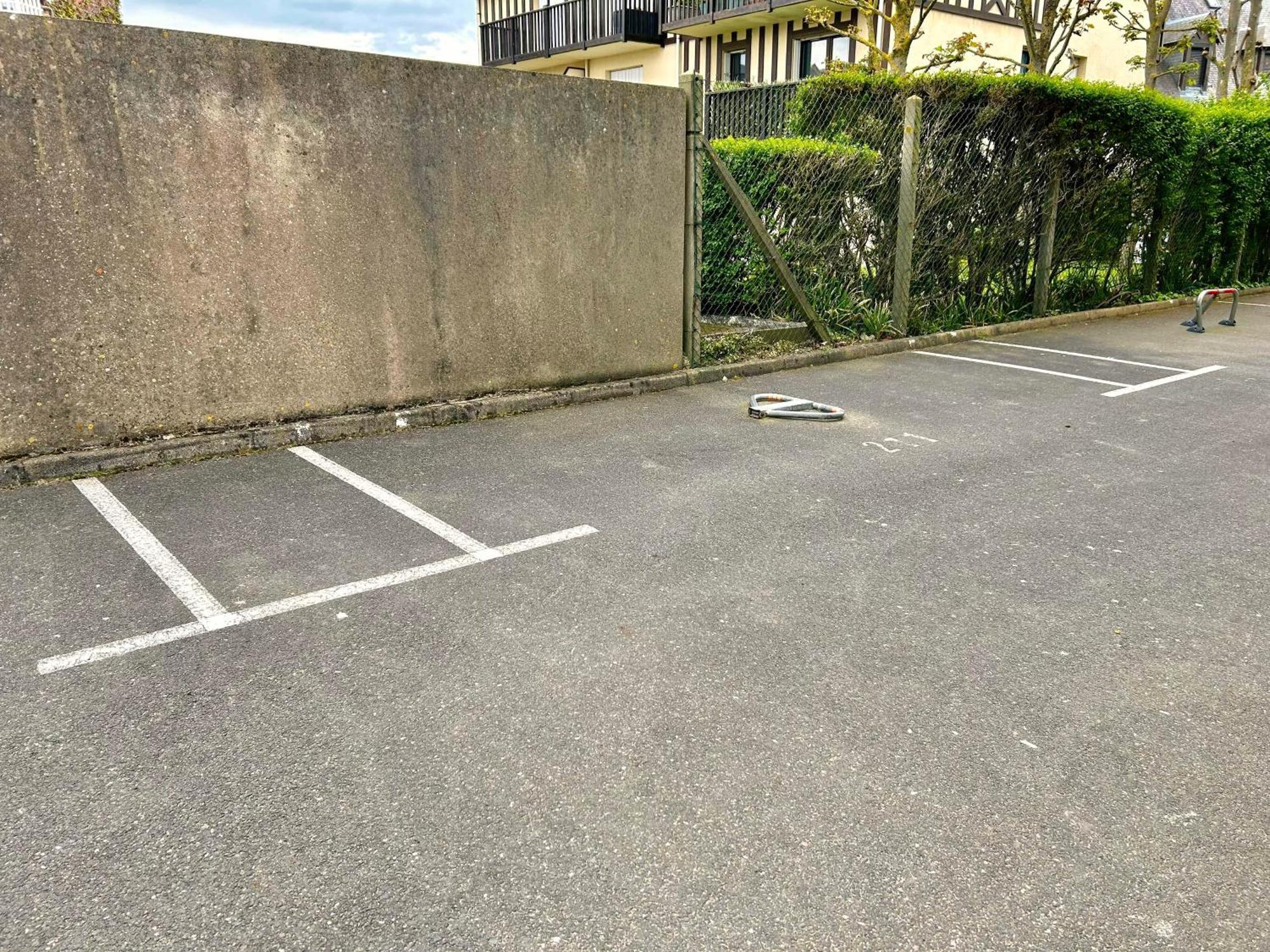 Appartement Vue Mer - 30 M De La Plage - 5 Minutes A Pied Du Centre Ville Et Du Casino Villers-sur-Mer Kültér fotó